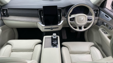 Volvo XC90 2.0 T8 PHEV Ultra Dark 5dr AWD Geartronic Estate